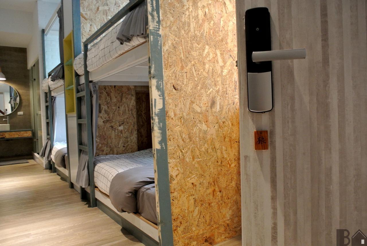 Bobooks Hostel Чиай Сити Екстериор снимка